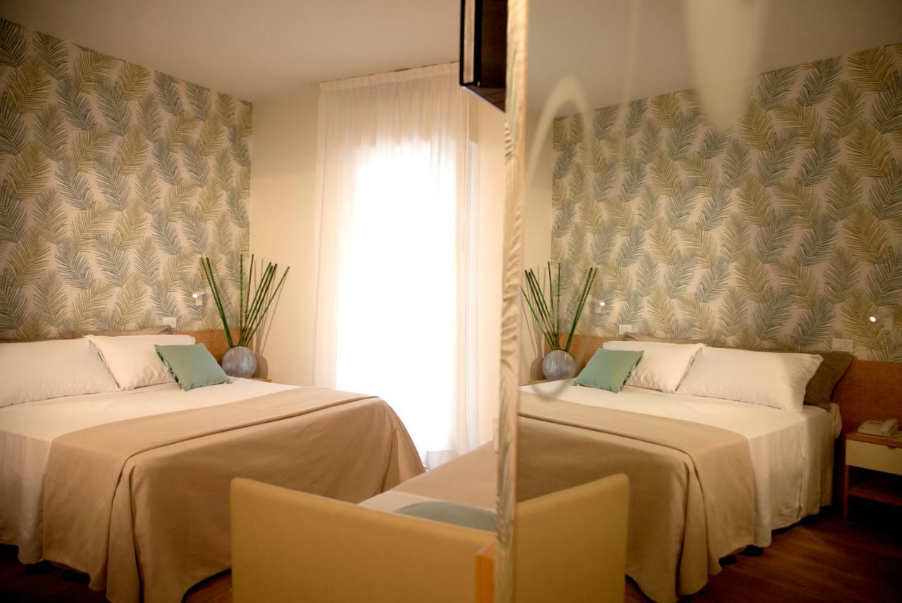 Hotel Montecarlo - Vista Mare Con Piscina & Area Fitness Ριτσόνε Εξωτερικό φωτογραφία