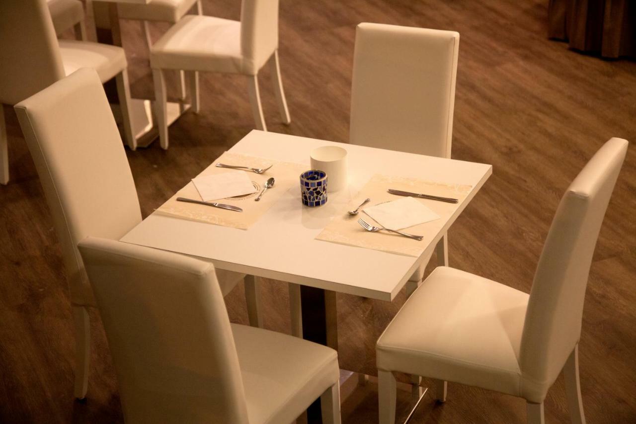 Hotel Montecarlo - Vista Mare Con Piscina & Area Fitness Ριτσόνε Εξωτερικό φωτογραφία