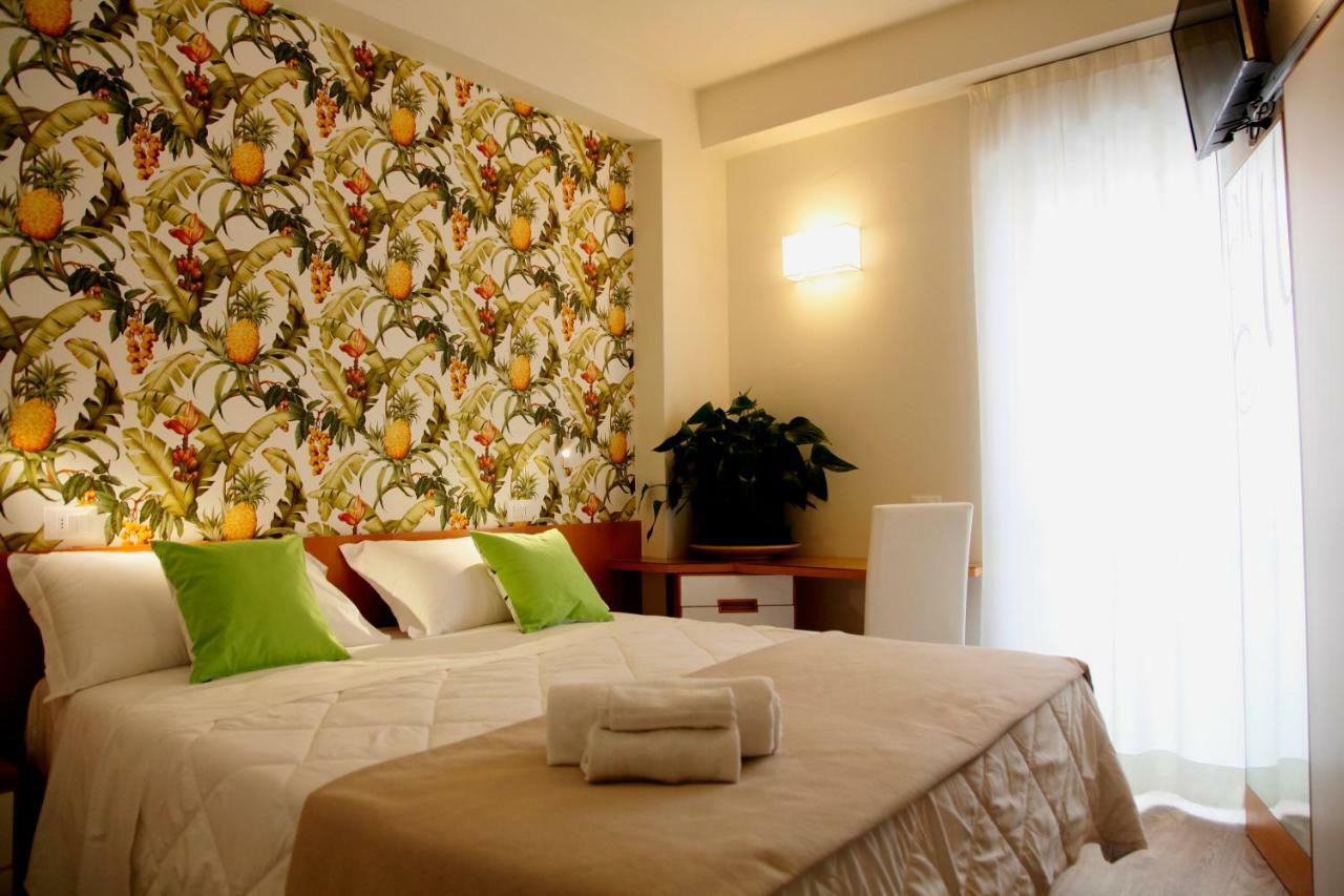 Hotel Montecarlo - Vista Mare Con Piscina & Area Fitness Ριτσόνε Εξωτερικό φωτογραφία