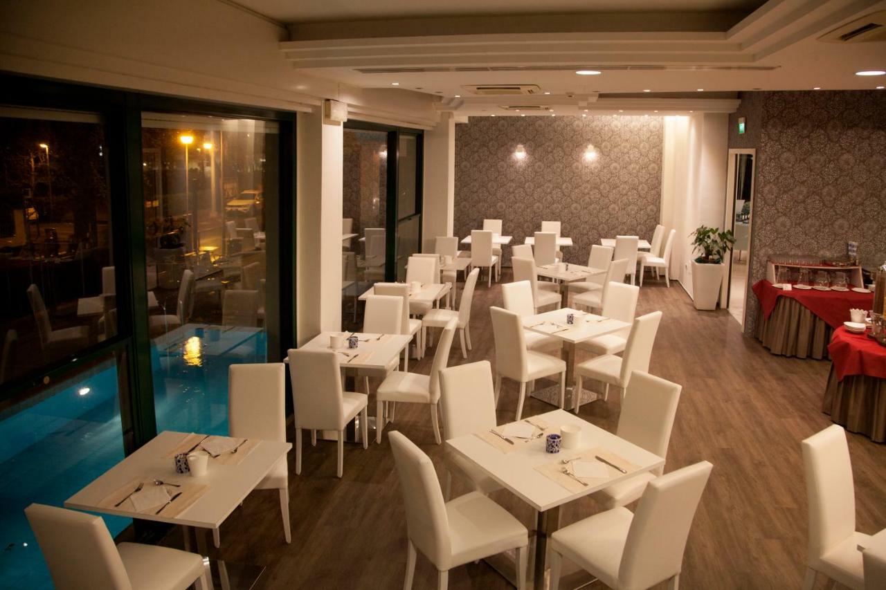Hotel Montecarlo - Vista Mare Con Piscina & Area Fitness Ριτσόνε Εξωτερικό φωτογραφία